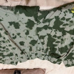 Guns N’ Roses sweats